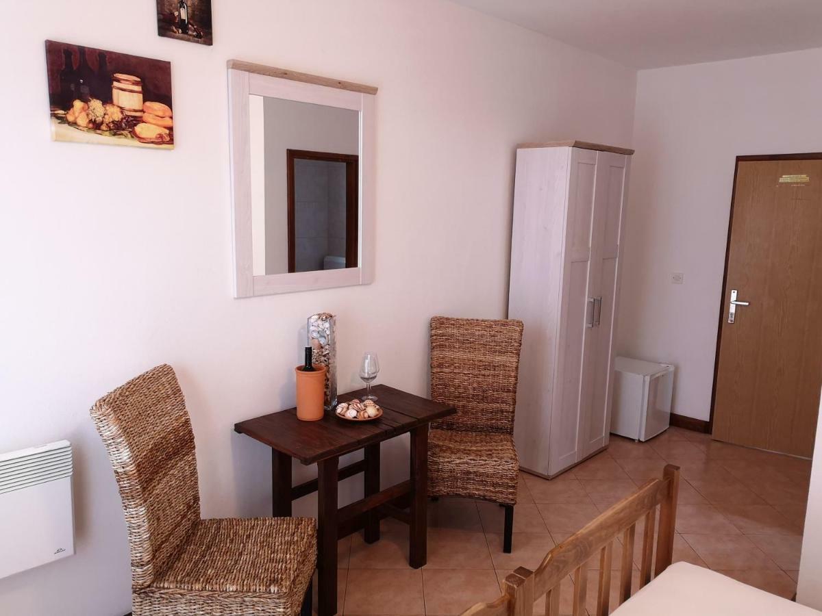Residence Romansa Guest house